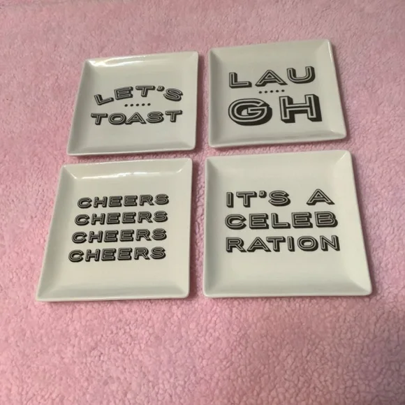 MODERN EXPRESSIONS Porcelain Plates Set of 4 New - Picture 5 of 6